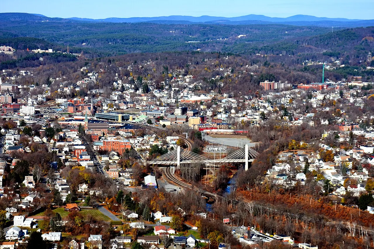 Fitchburg — professional movers serving Fitchburg and surrounding areas