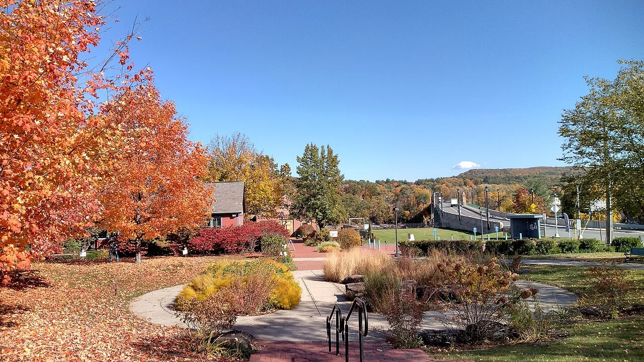 Turners Falls — professional movers serving Turners Falls and surrounding areas